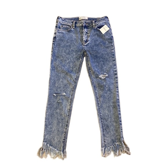 NWT Free People Acid Wash Great Heights Frayed Skinny Jeans size 27 - Picture 3 of 14